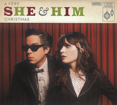 A Very She & Him Christmas by She & Him (CD)